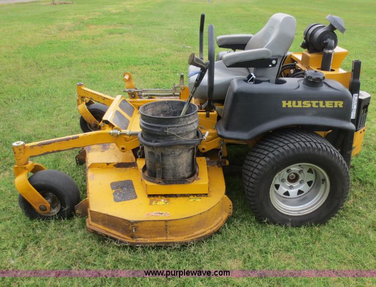 image for item AK9687 2006 Hustler Super Z lawn mower