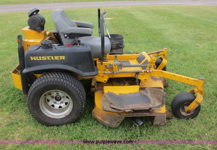 image for item AK9687 2006 Hustler Super Z lawn mower