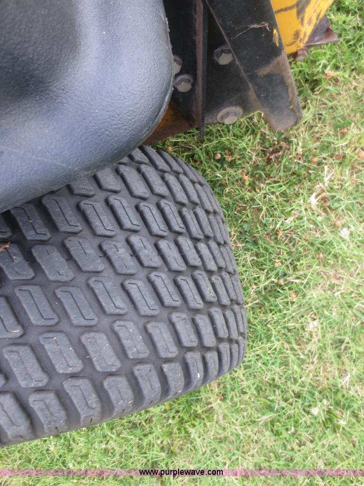 image for item AK9687 2006 Hustler Super Z lawn mower