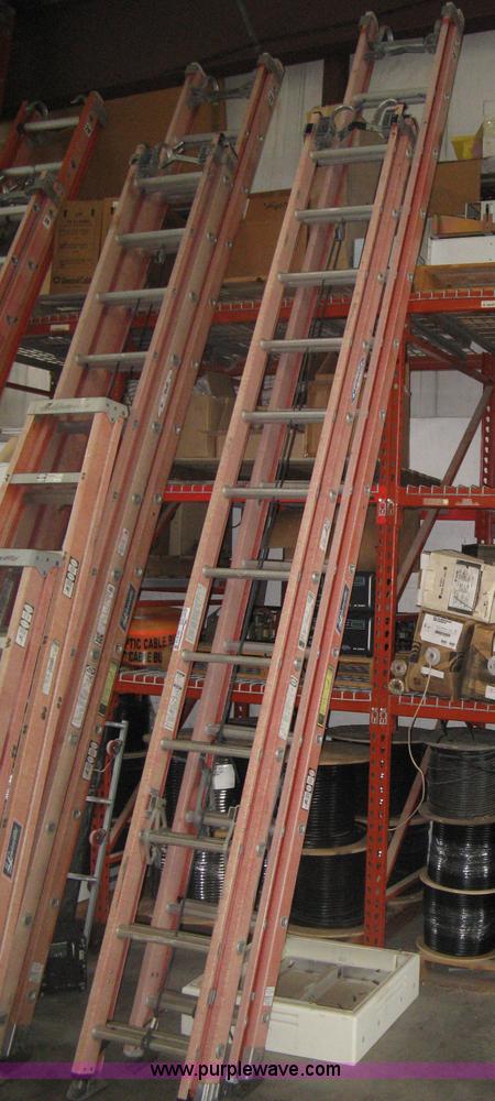image for item AN9710 (2) assorted fiberglass extension ladders