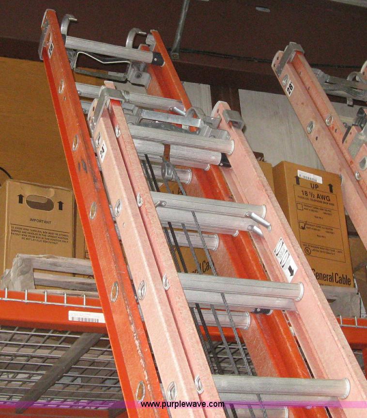 image for item AN9712 (4) assorted fiberglass ladders