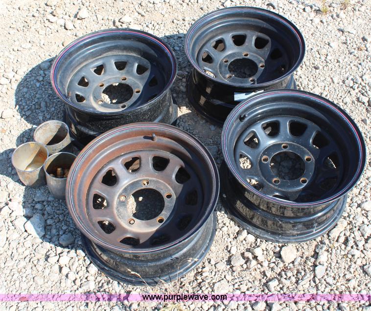image for item AU9160 (4) Ford 15" wheels