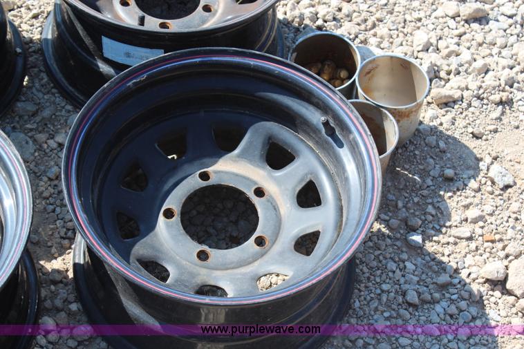 image for item AU9160 (4) Ford 15" wheels