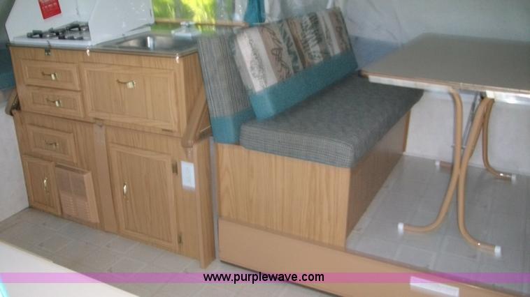 image for item C1231 1998 Coleman Fleetwood Natchez pop-up camper