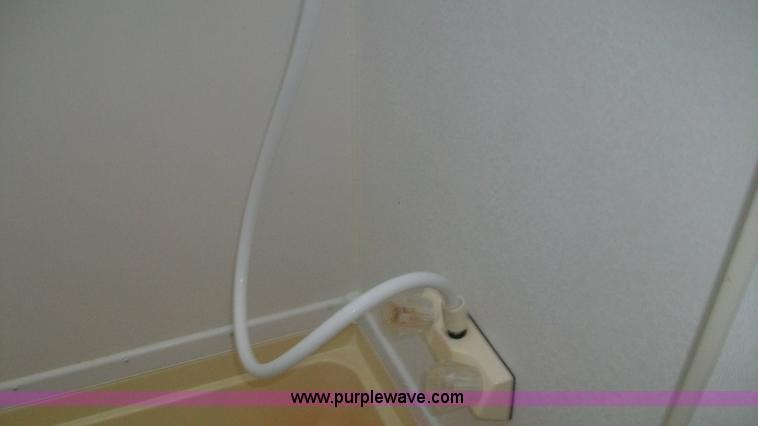 image for item C1233 1997 Fleetwood LY Spearmint camper