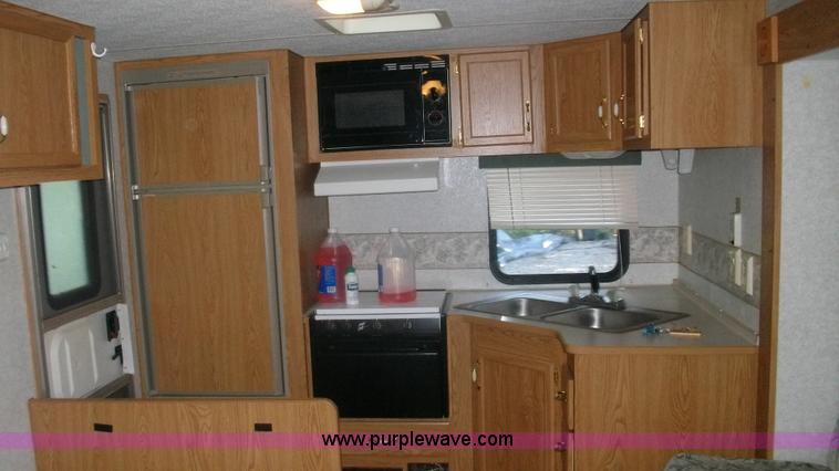 image for item C1233 1997 Fleetwood LY Spearmint camper