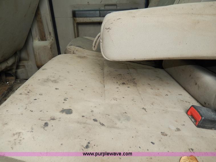 image for item D4780 2008 Ford F250 XLT Super Duty Crew Cab pickup truck