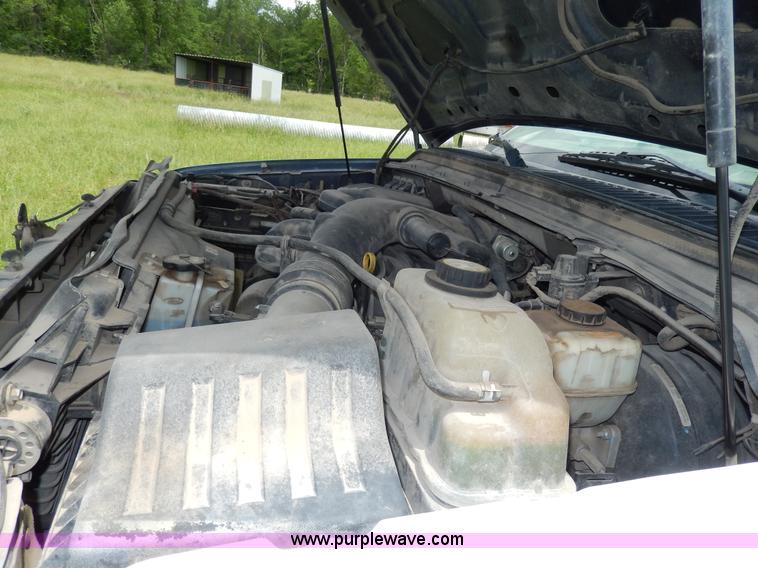 image for item D4780 2008 Ford F250 XLT Super Duty Crew Cab pickup truck