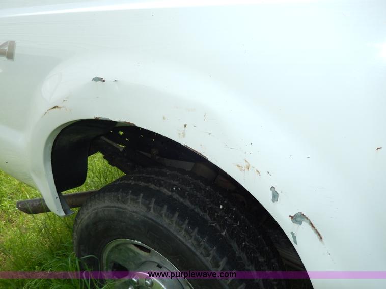 image for item D4780 2008 Ford F250 XLT Super Duty Crew Cab pickup truck