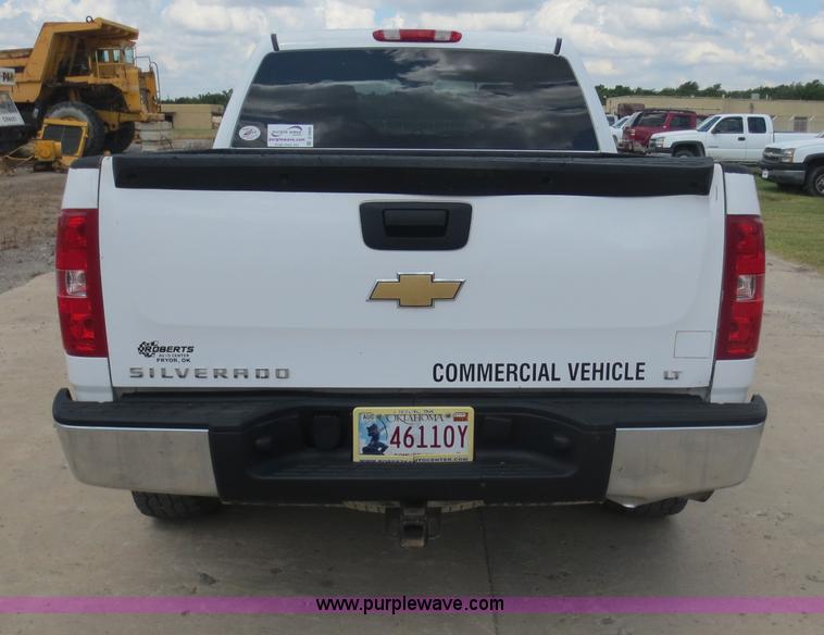 image for item D5966 2008 Chevrolet Silverado 1500 Crew Cab pickup truck
