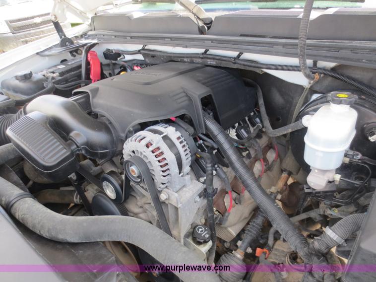 image for item D5966 2008 Chevrolet Silverado 1500 Crew Cab pickup truck