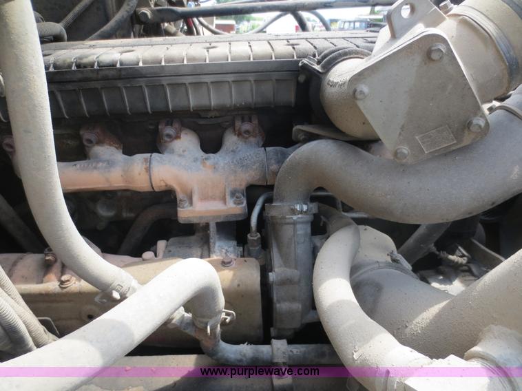 image for item D5970 2003 Freightliner FL80 truck cab and chassis