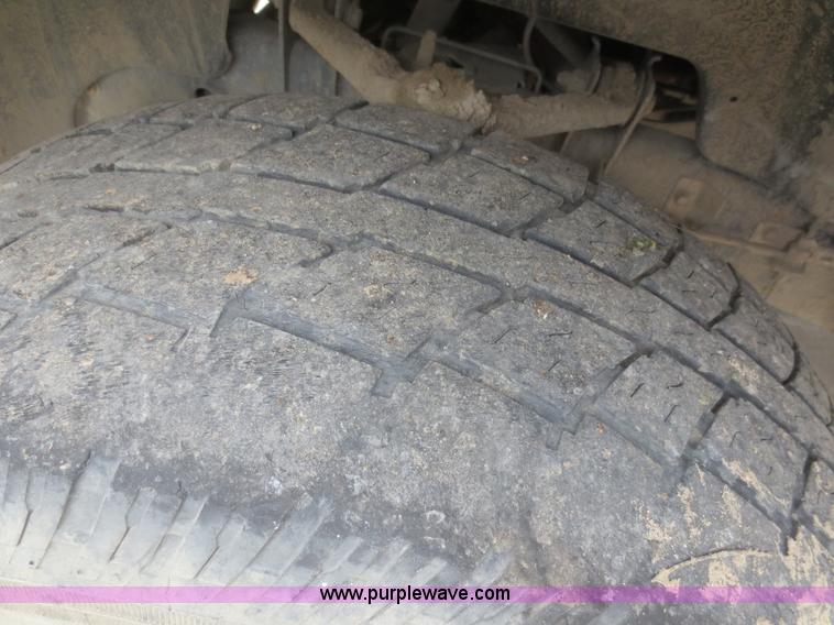 image for item D5998 2003 Dodge Ram 1500 pickup truck