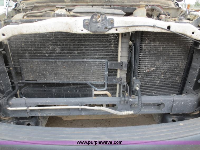 image for item D5998 2003 Dodge Ram 1500 pickup truck