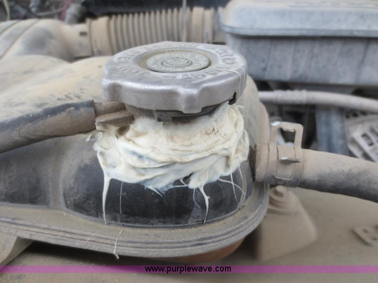 image for item D5998 2003 Dodge Ram 1500 pickup truck