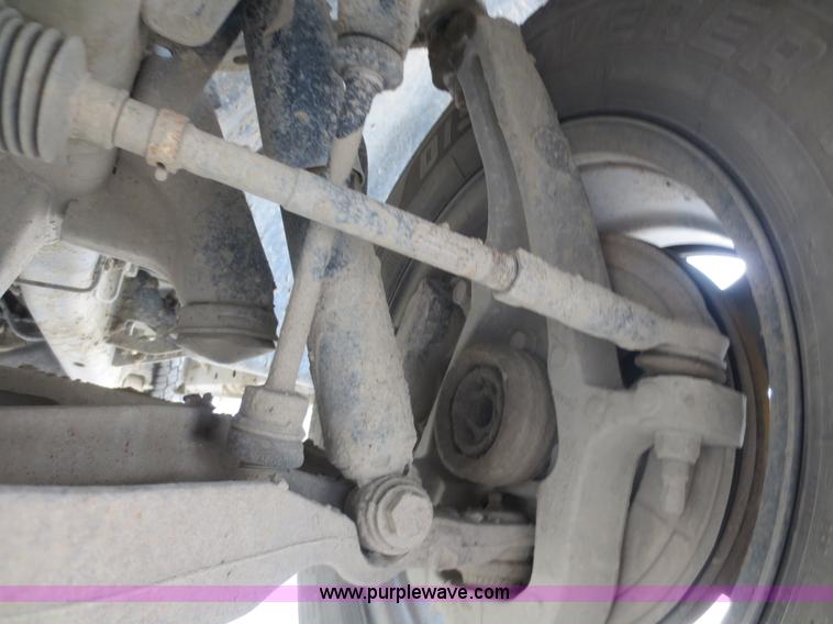 image for item D5998 2003 Dodge Ram 1500 pickup truck