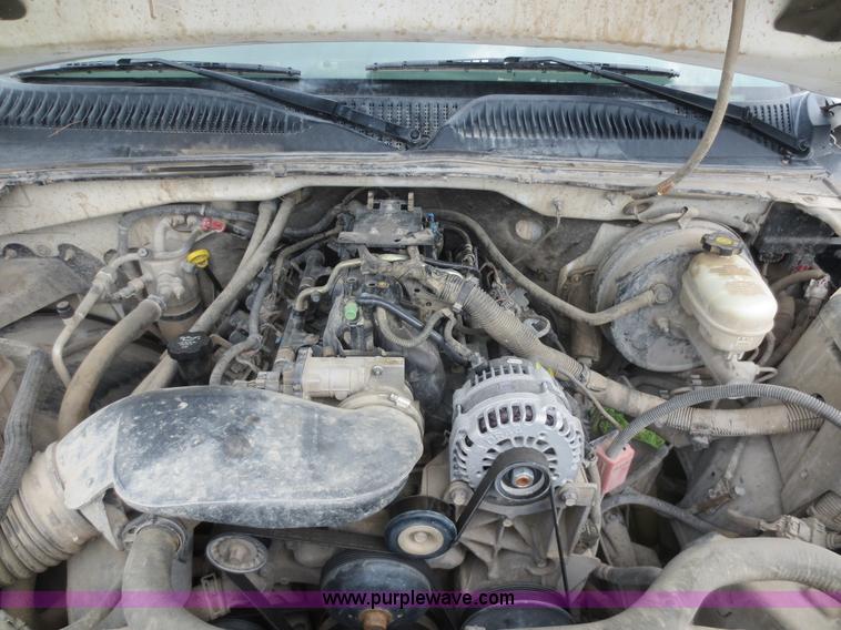 image for item D6000 2007 Chevrolet Silverado 1500 Ext. Cab pickup truck