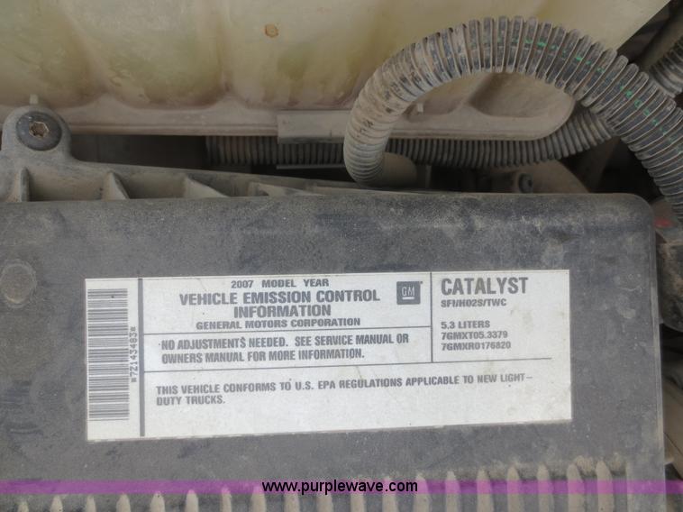 image for item D6000 2007 Chevrolet Silverado 1500 Ext. Cab pickup truck