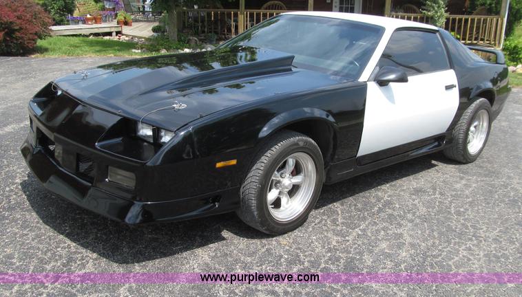image for item D7436 1986 Chevrolet Camaro