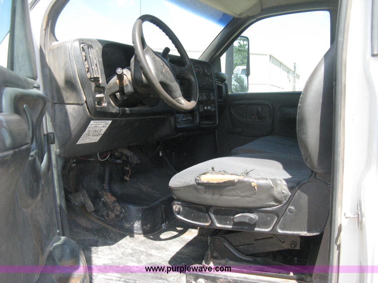 image for item D8457 2008 GMC C4500 flatbed truck