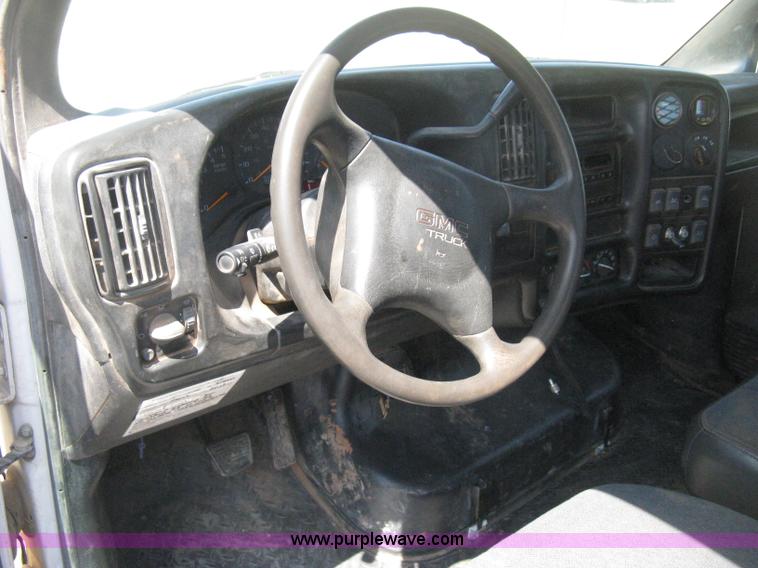 image for item D8457 2008 GMC C4500 flatbed truck