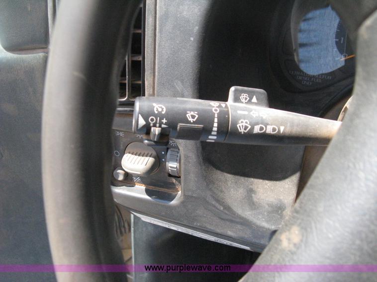 image for item D8457 2008 GMC C4500 flatbed truck