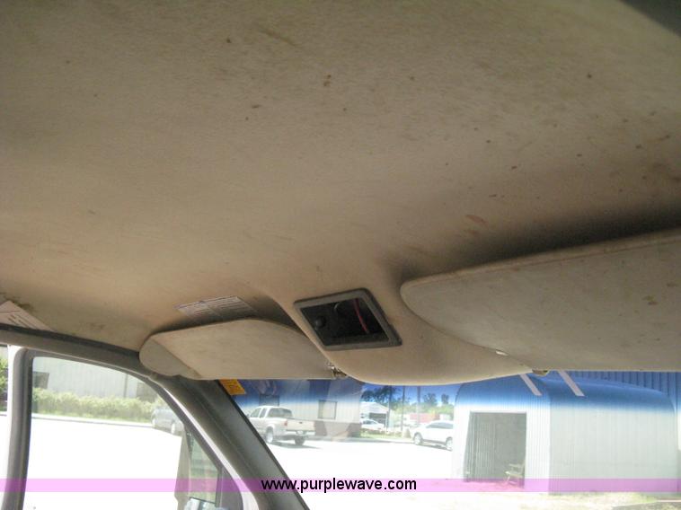 image for item D8457 2008 GMC C4500 flatbed truck