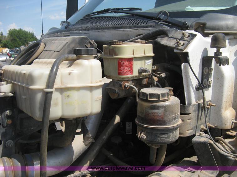 image for item D8457 2008 GMC C4500 flatbed truck