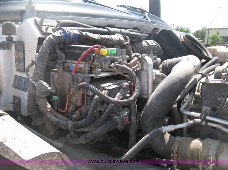 image for item D8457 2008 GMC C4500 flatbed truck