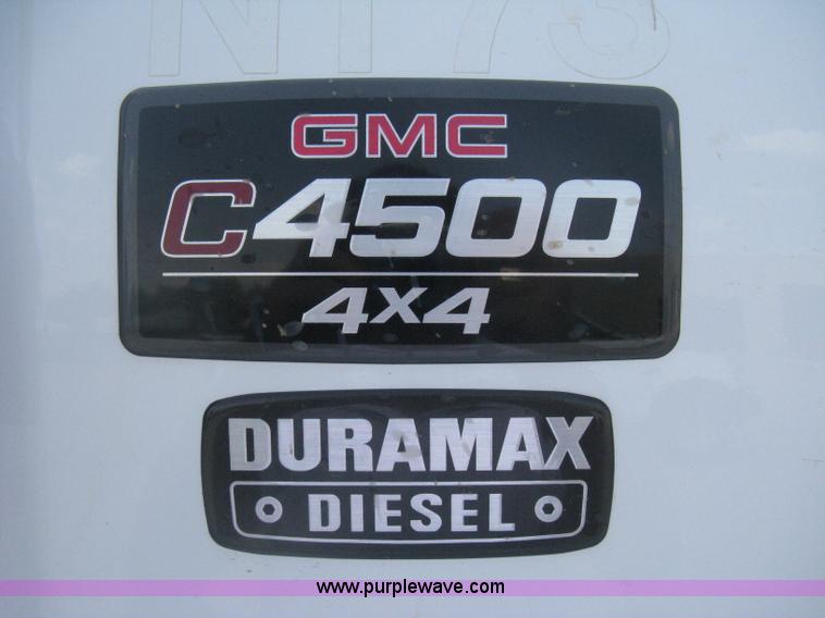 image for item D8457 2008 GMC C4500 flatbed truck