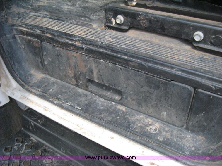 image for item D8457 2008 GMC C4500 flatbed truck