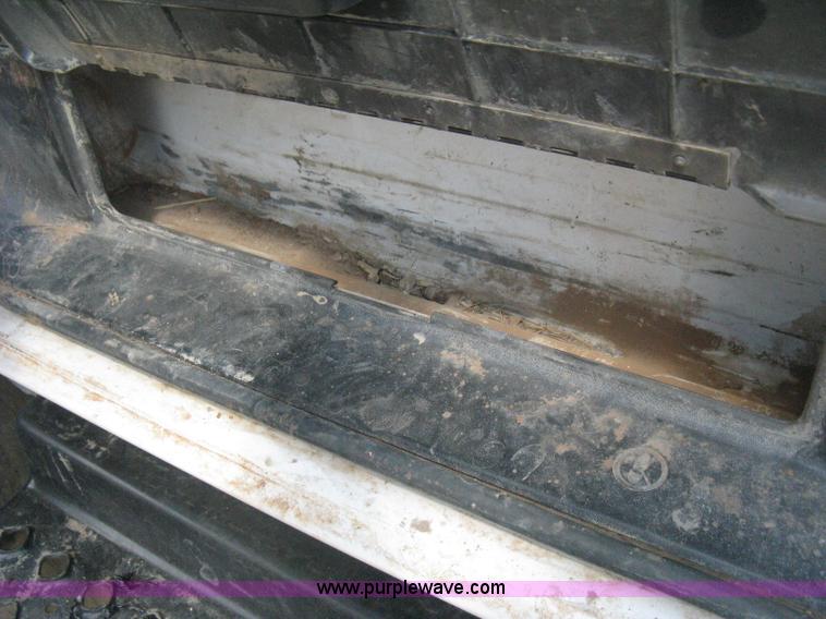 image for item D8457 2008 GMC C4500 flatbed truck