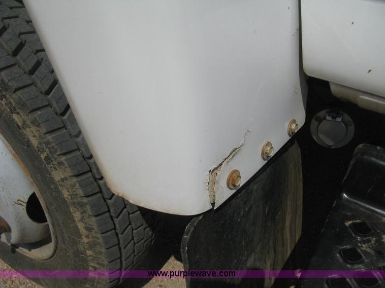 image for item D8457 2008 GMC C4500 flatbed truck