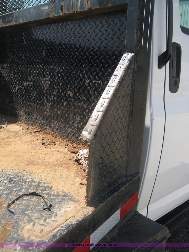 image for item D8457 2008 GMC C4500 flatbed truck