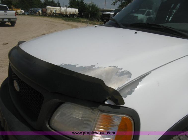 image for item D8459 2001 Ford F150 XL SuperCab pickup truck