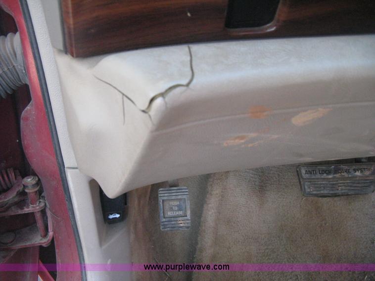 image for item D8460 1999 Buick LeSabre Custom