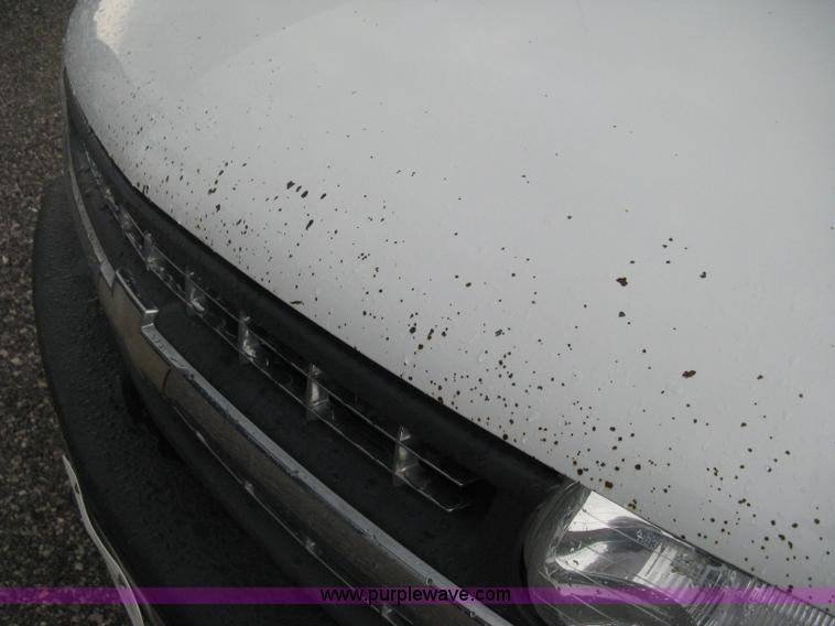 image for item D8472 2000 Chevrolet Silverado 1500 LS Ext. Cab pickup truck