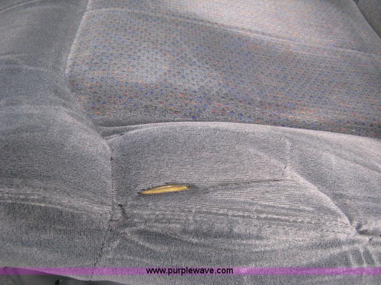 image for item D8472 2000 Chevrolet Silverado 1500 LS Ext. Cab pickup truck