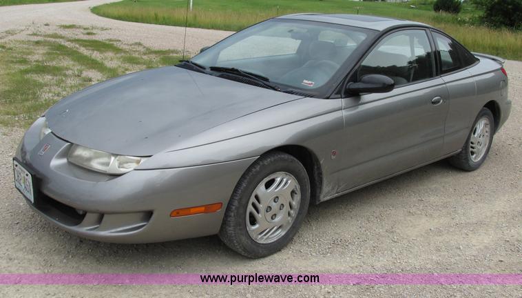 image for item F5149 1999 Saturn SC2