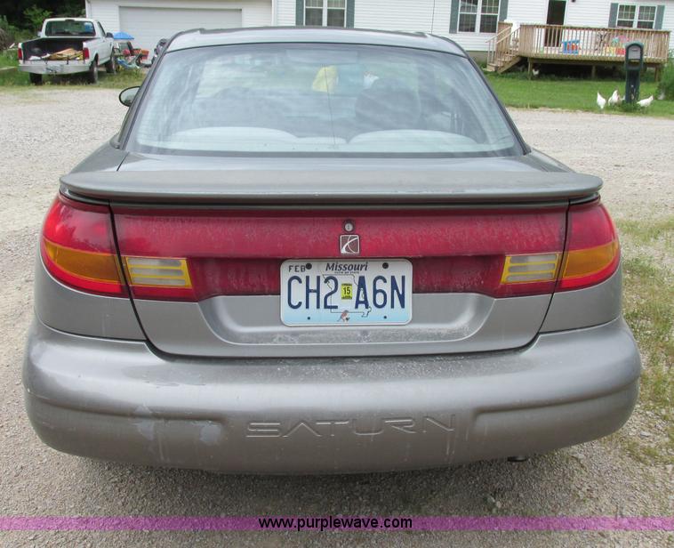 image for item F5149 1999 Saturn SC2