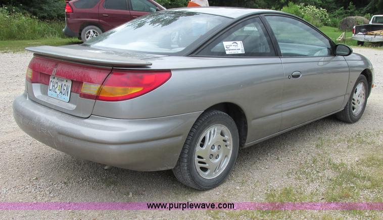 image for item F5149 1999 Saturn SC2