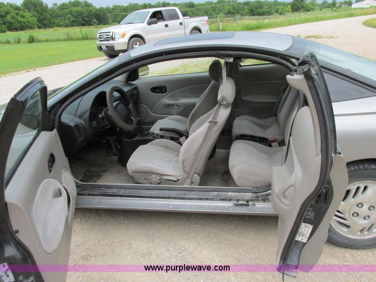 image for item F5149 1999 Saturn SC2