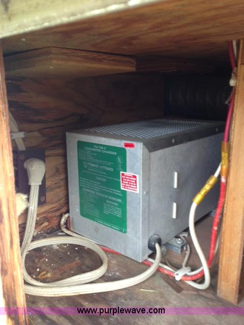 image for item F5172 1987 Fleetwood Prowler Lynx 25' camper