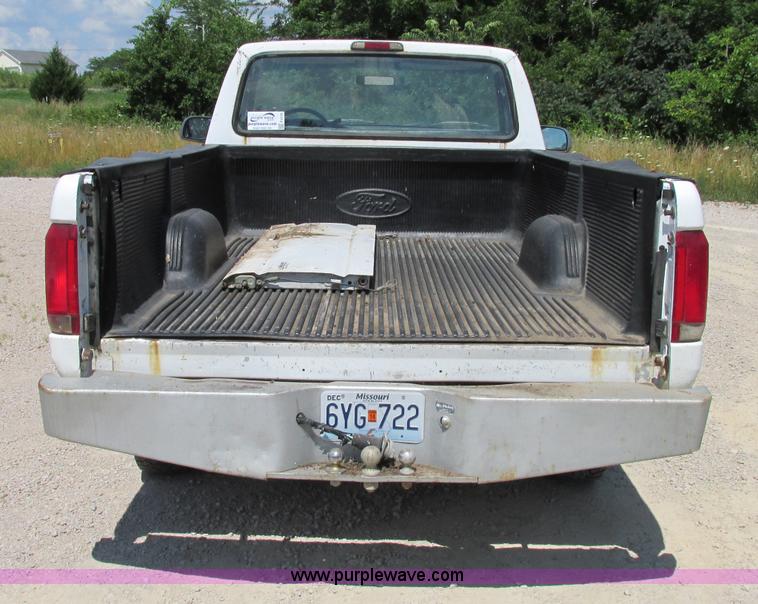 image for item F5173 1996 Ford F250 XL HD pickup truck