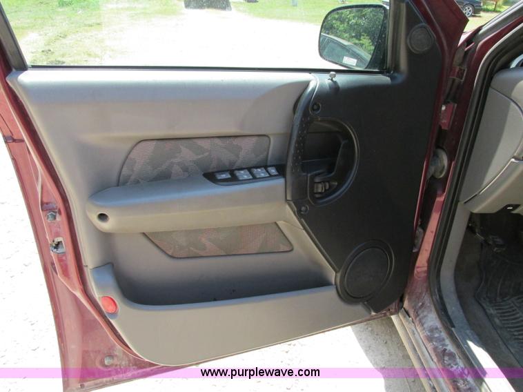 image for item F5174 2003 Pontiac Aztek SUV