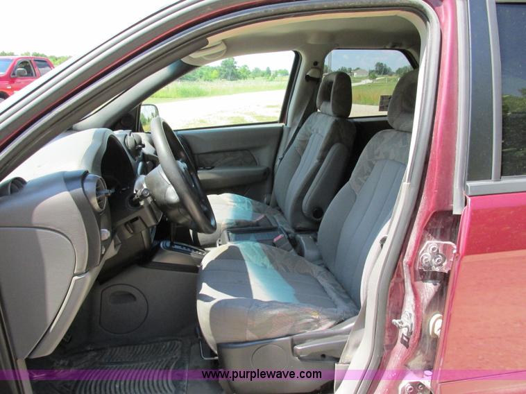 image for item F5174 2003 Pontiac Aztek SUV