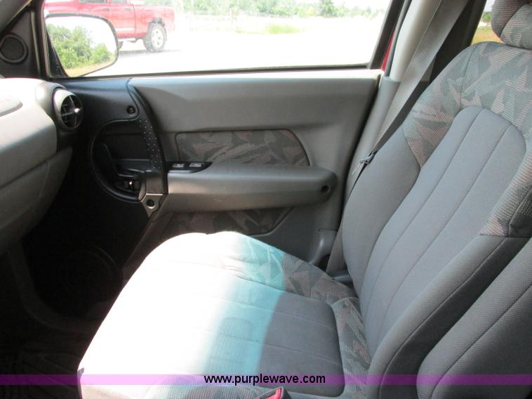 image for item F5174 2003 Pontiac Aztek SUV