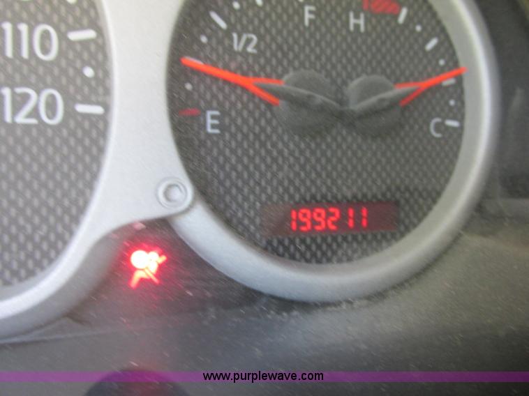 image for item F5174 2003 Pontiac Aztek SUV