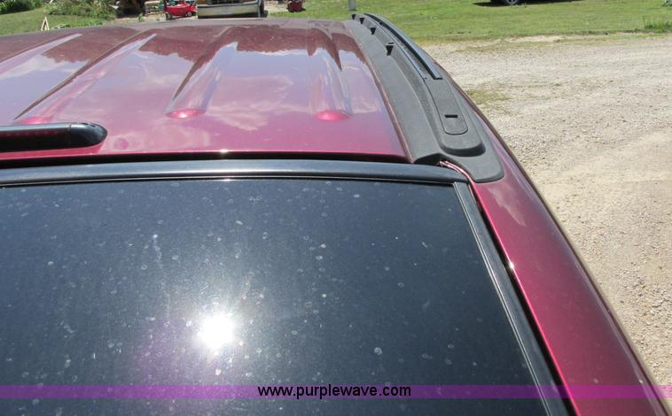 image for item F5174 2003 Pontiac Aztek SUV