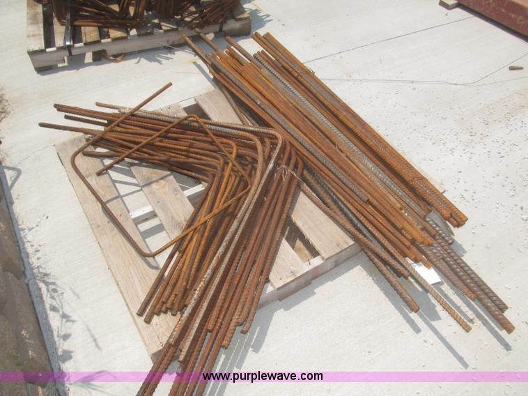 image for item F7043 80'L x 75'W x 16'H red iron